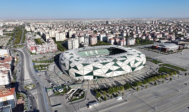 Konya B&uuml;y&uuml;kşehir Stadyumu T&uuml;rkiye-İspanya Ma&ccedil;ına Hazırlanıyor