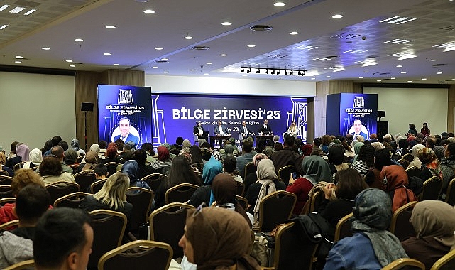 Konya B&uuml;y&uuml;kşehir &ldquo;Uluslararası BİLİMUM Geleceğin Eğitimi Zirvesi&rdquo;ne Ev Sahipliği Yaptı