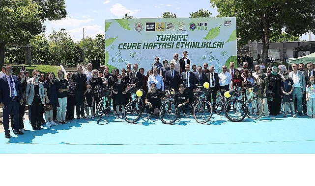 Konya B&uuml;y&uuml;kşehir&rsquo;in &Ccedil;evre Yarışmalarında Dereceye Giren &Ouml;ğrencilere &Ouml;d&uuml;lleri Verildi