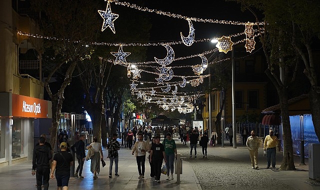 Konya Şehir Merkezi Kurban Bayramı &Ouml;ncesi Işıl Işıl Oldu