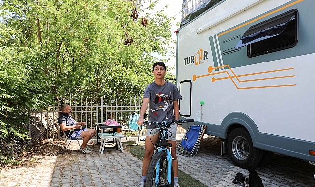Konyaaltı Karavan Park&rsquo;ta bayram yoğunluğu