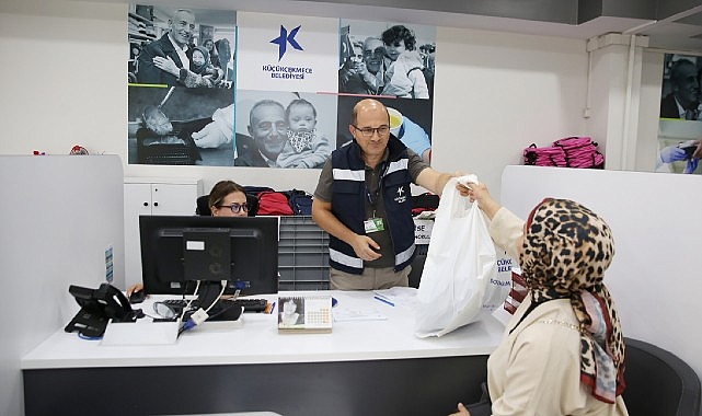 K&uuml;&ccedil;&uuml;k&ccedil;ekmece Belediyesi'nden 6 Bin &Ouml;ğrenciye Kırtasiye Desteği