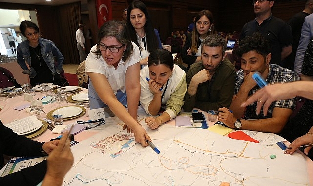 K&uuml;&ccedil;&uuml;k&ccedil;ekmece&rsquo;de Olası Afet Senaryoları Konuşuldu