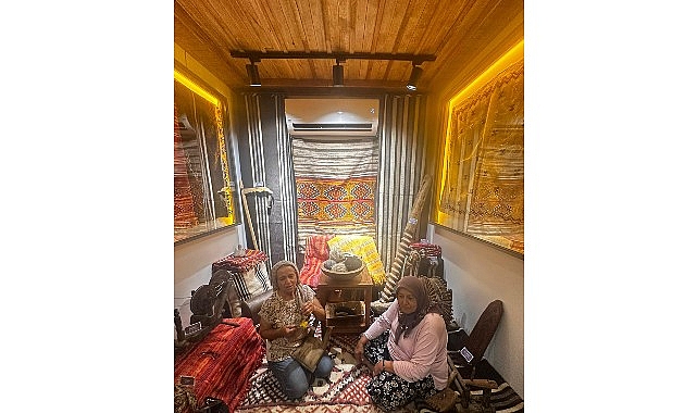 K&uuml;lt&uuml;r Evi&rsquo;ne anlamlı ziyaret