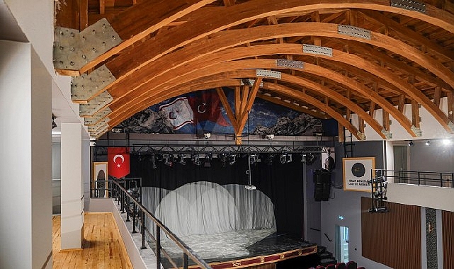 K&uuml;lt&uuml;r ve Sanat Kenti Ayvalık&rsquo;a 300 Kişilik Salon&hellip;
