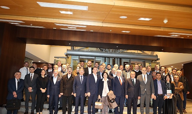 Kuru meyve ihracat&ccedil;ısı sorunların &ccedil;&ouml;z&uuml;m&uuml; i&ccedil;in Tarım ve Orman Bakanlığı&rsquo;yla birlikte hareket etmek istiyor