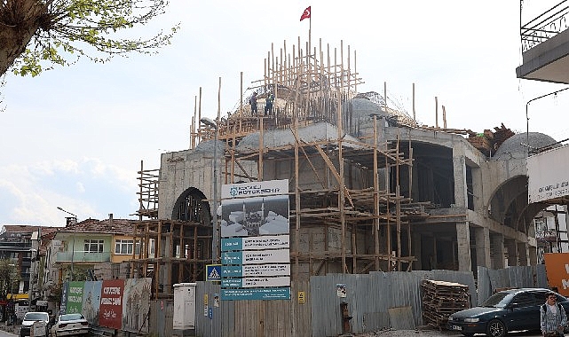 Kuru&ccedil;eşme Merkez Camii ortaya &ccedil;ıkıyor