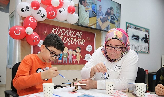 Kuşaklar K&uuml;&ccedil;&uuml;k&ccedil;ekmece'de Buluştu