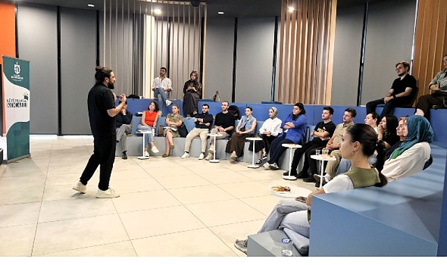 K&uuml;t&uuml;phanem Kocaeli'de donanımlı eğitim