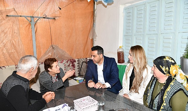 Leyla Teyze&rsquo;ye Bayram S&uuml;rprizi: Sevgi ve T&uuml;rk&uuml;lerle Dolu Ziyaret