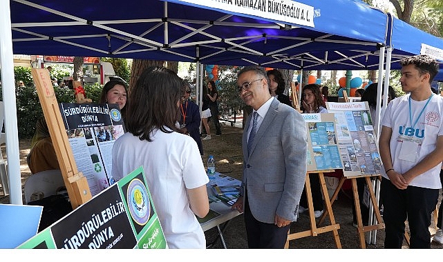 &ldquo;Liselerde Bilim Uygulamaları&rdquo; Programıyla &Ouml;ğrenciler Projelerini Sergiledi