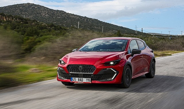 Mais&rsquo;ten G&uuml;&ccedil;l&uuml; Başlangı&ccedil;: Renault, Otomotiv Pazarı Liderliğini İlk &Ccedil;eyrekte de S&uuml;rd&uuml;rd&uuml;