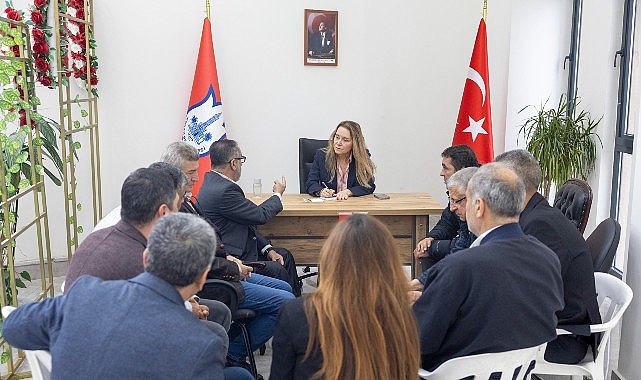 Makamdan değil mahalleden y&ouml;netim: Konak&rsquo;ta &lsquo;Komşu Buluşmaları&rsquo; devam ediyor
