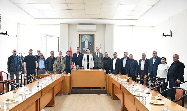 Malkara&rsquo;da Muhtarlar Toplantısı: Başkan Nergiz Karaağa&ccedil;lı &Ouml;zt&uuml;rk&rsquo;ten Ortak Akıl Mesajı