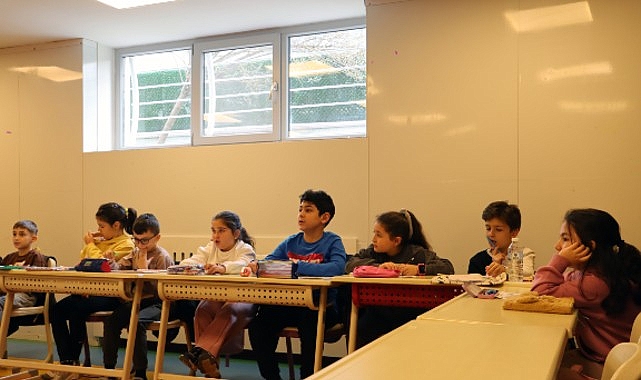 Maltepe Belediyesi&rsquo;nin dil kurslarıyla geleceğe hazırlanıyorlar