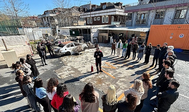 Maltepe Belediyesi&rsquo;nin &ouml;ğretmenlerine &ldquo;yangın m&uuml;dahale eğitimi&rdquo;