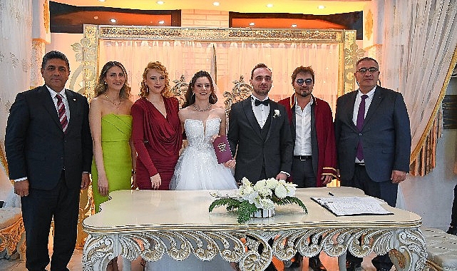 Manisa B&uuml;y&uuml;kşehir Belediyesi&rsquo;nin mutlu g&uuml;n&uuml;