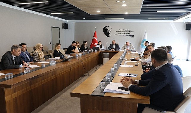 Manisa Enerji Platformu&rsquo;ndan il&ccedil;e belediyelerine g&uuml;neş enerjisi sistemleri eğitimi