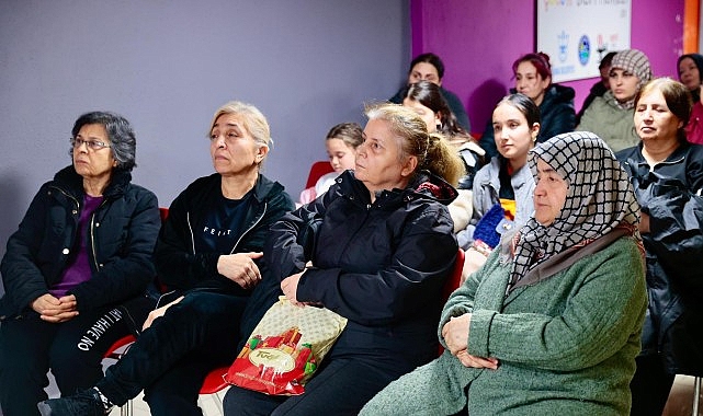 Medeni Kanun&rsquo;un kazanımları Konak&rsquo;ta masaya yatırıldı