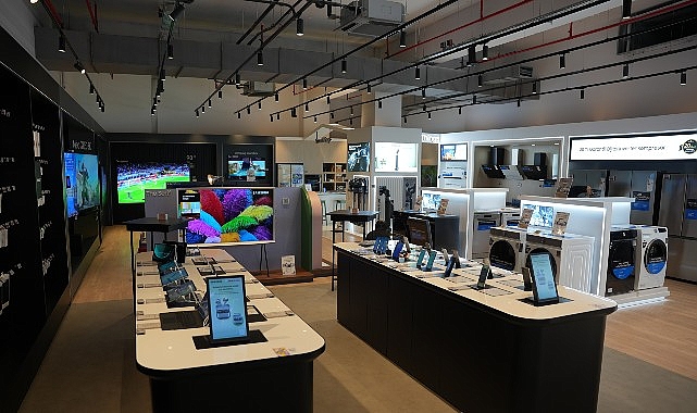 MediaMarkt Tech Arena&rsquo;da Galaxy d&uuml;nyasını ve Gemini&rsquo;ı deneyimleme fırsatı!