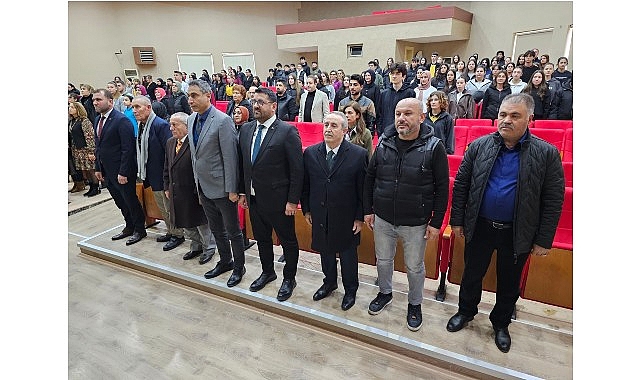 Mehmet Akif Ersoy Vefatının 89. Yılında G&ouml;lc&uuml;k&rsquo;te anıldı