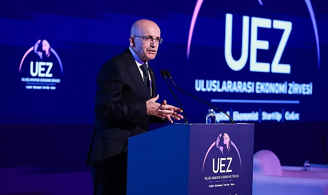 Mehmet Şimşek&rsquo;ten  UEZ&rsquo;de g&uuml;&ccedil;l&uuml; ekonomi vurgusu:     Şoklara karşı hazırlıklıyız, program &ccedil;alışıyor