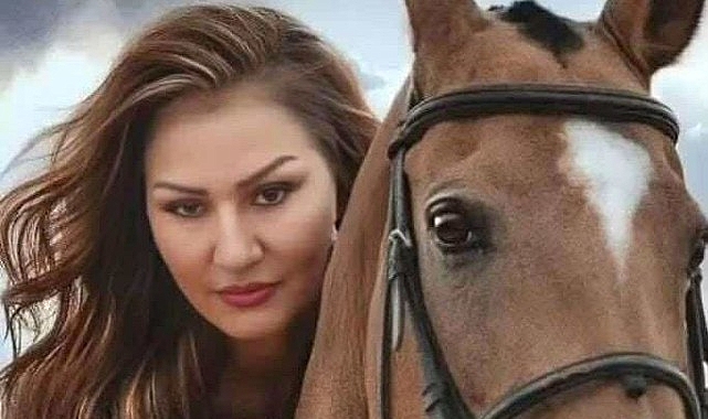 Melis Melina Dubai&rsquo;de Klip &Ccedil;ekti