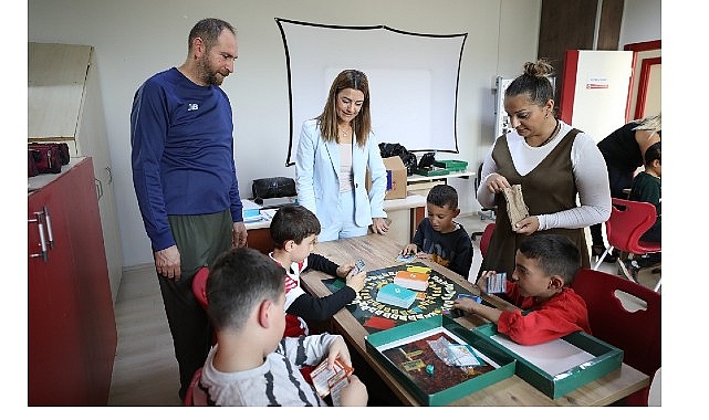 Menderes&rsquo;te &Ccedil;ocuk Hakları Semineri