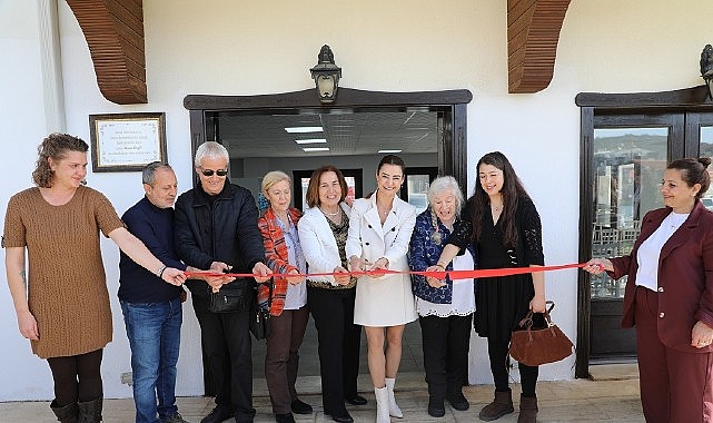 Menderes&rsquo;te Heykel Sergisi