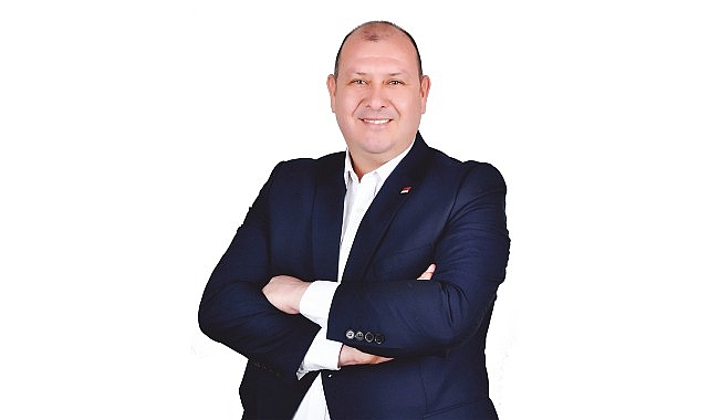 Menderes'te Sahne Tozu Sırası B&uuml;y&uuml;klerde