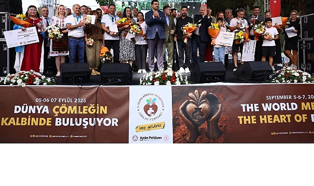 Menemen Belediyesi Uluslarası &Ccedil;&ouml;mlek Festivali&rsquo;ne muhteşem final
