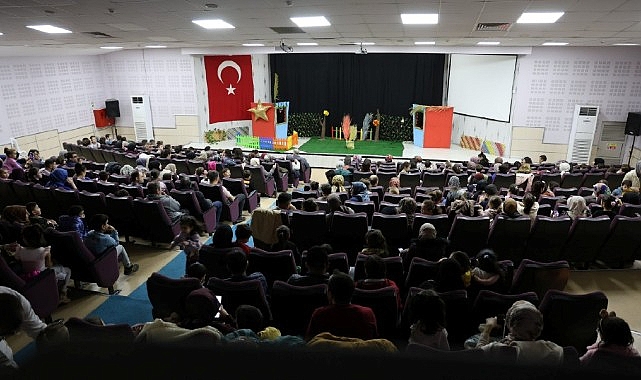 'Meraklı Civciv' Kartepe&rsquo;de Sahne Aldı