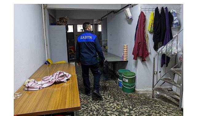 Merdiven altı imalathaneye m&uuml;h&uuml;r vuruldu
