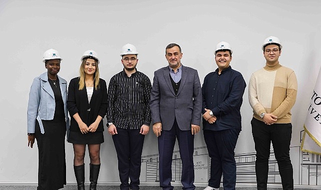 Mesleğe İlk Adım: KTO Karatay &Uuml;niversitesi &Ouml;ğrencileri Baretlerini Taktı