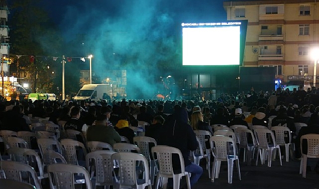 Meydan, &ldquo;Şampiyon Kocaelispor&rdquo; sesleriyle inledi