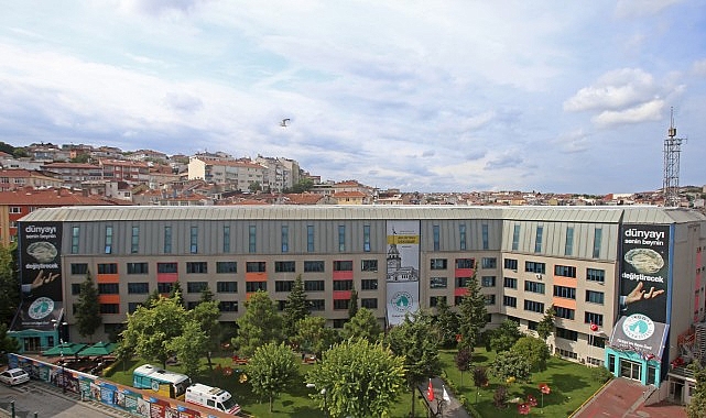 Mezuniyet sonrası hızla iş d&uuml;nyasına giriyorlar!