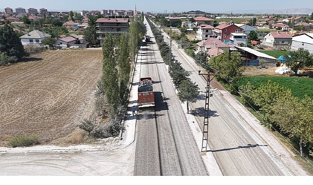 Mihmandarlı Caddesinde Asfalt &Ccedil;alışması