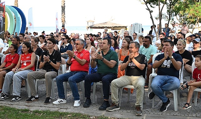 Milli heyecan i&ccedil;in dev ekran kuruldu
