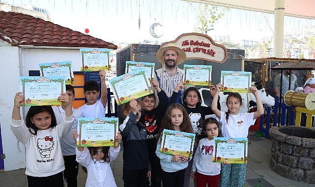 Minik eller hamur yoğurdu, k&ouml;y yaşamını &ouml;ğrendi
