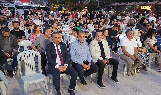 Minik &ouml;ğrencilerden Cumhuriyet Bayramı kutlaması