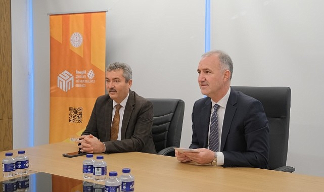 Mobilya &Ouml;ğretmenlerine &ldquo;Mobilya &Uuml;retiminde Atık Y&ouml;netimi&rdquo; Eğitimi D&uuml;zenlendi