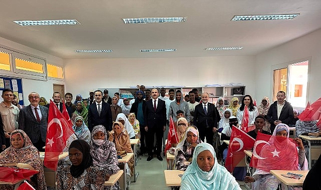 Moritanya&rsquo;da T&uuml;rkoloji Okuyan Afrikalı &Ouml;ğrenciler UCLG Başkanı Altay&rsquo;ı Coşkuyla Karşıladı