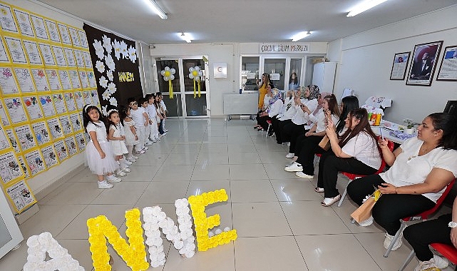 &lsquo;Mutlu &Ccedil;ocuklar&rsquo;dan annelere s&uuml;rpriz