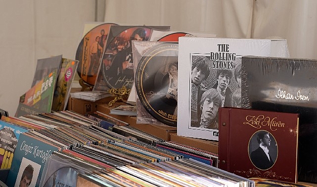 M&uuml;zik tutkunları, Maltepe Plak G&uuml;nleri'nde buluştu