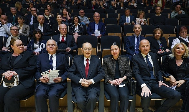 M&uuml;zik ve Ankara sevdalısı Cenap And anısına ger&ccedil;ekleştirilen a&ccedil;ılış konseriyle başkentte &ccedil;oksesli m&uuml;ziğin coşkusu başladı