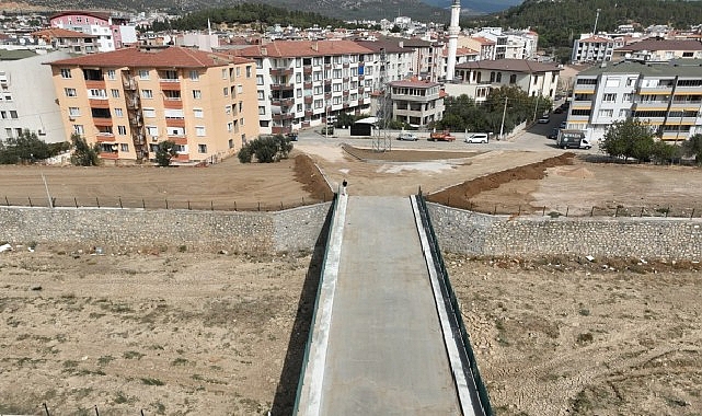 Narlı Mahallesi&rsquo;nde &ccedil;alışmalar s&uuml;r&uuml;yor