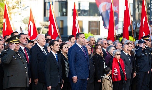 Narlıdere Ata&rsquo;sını &Ouml;zlemle Andı