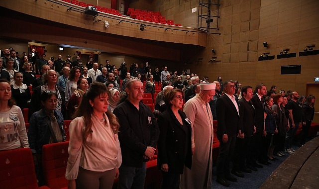 Naşit &Ouml;zcan son yolculuğuna uğurlandı
