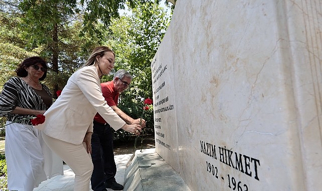 Nazım Hikmet Konak&rsquo;ta anıldı