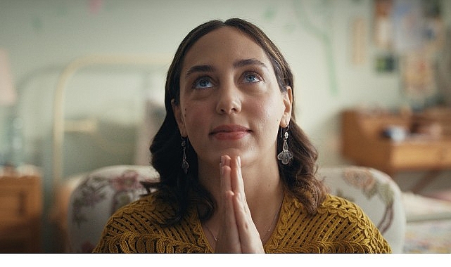 Netflix, Gupse &Ouml;zay&rsquo;ın Kaleminden &Ccedil;ıkan Platonik: Mavi Dolunay Otel&rsquo;in Yeni Fragmanını Paylaştı!
